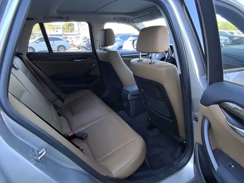 BMW X1 — миниатюра 6