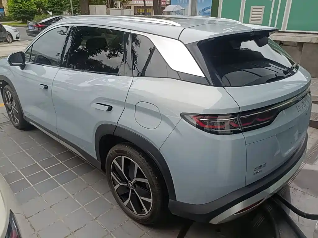 BYD L DM-i — миниатюра 5