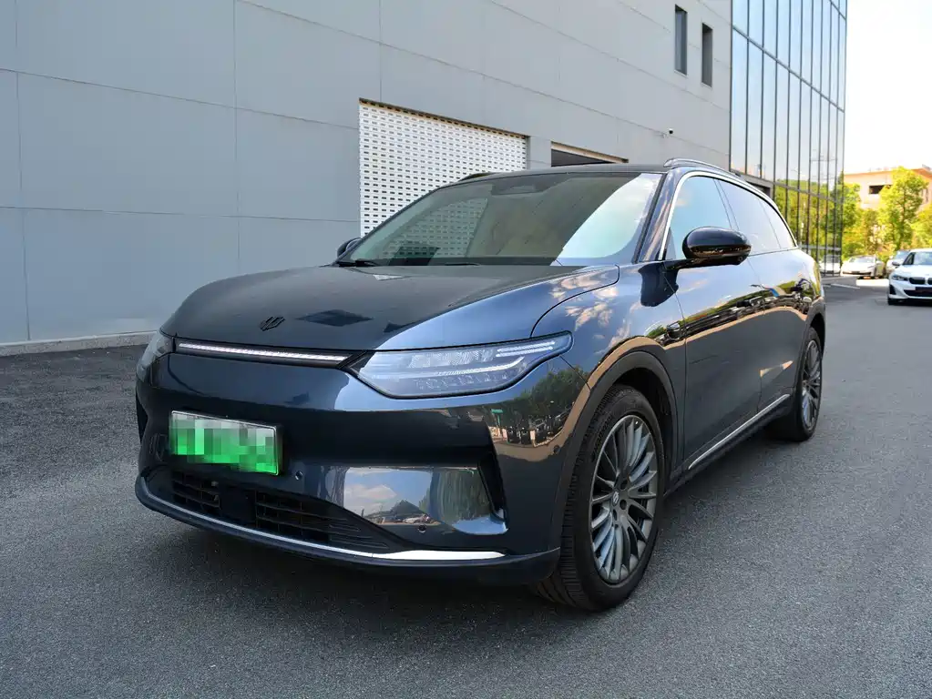 Leapmotor C11