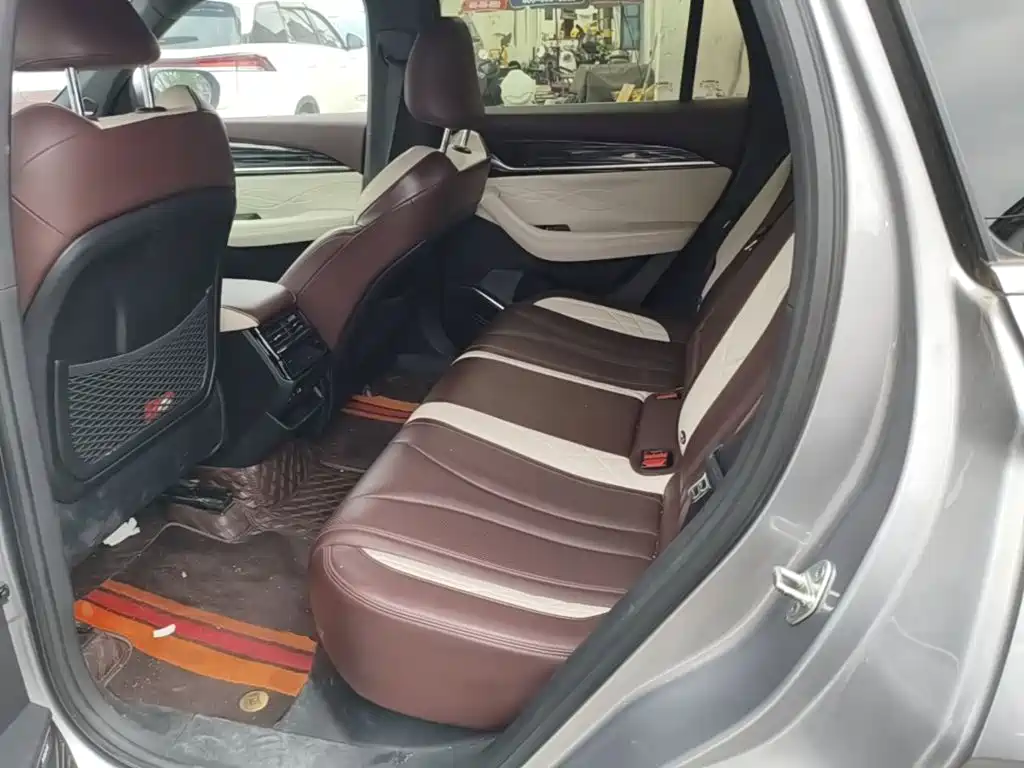 Geely Xingyue L — миниатюра 17