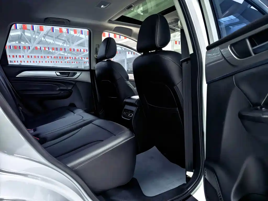 Haval M6 PLUS 1.5T DCT Luxury Connected Type, фото 8