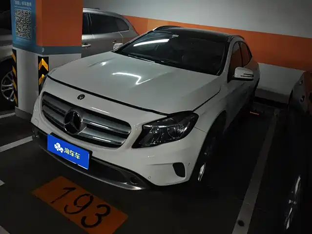 MERCEDES-BENZ  GLA 2016