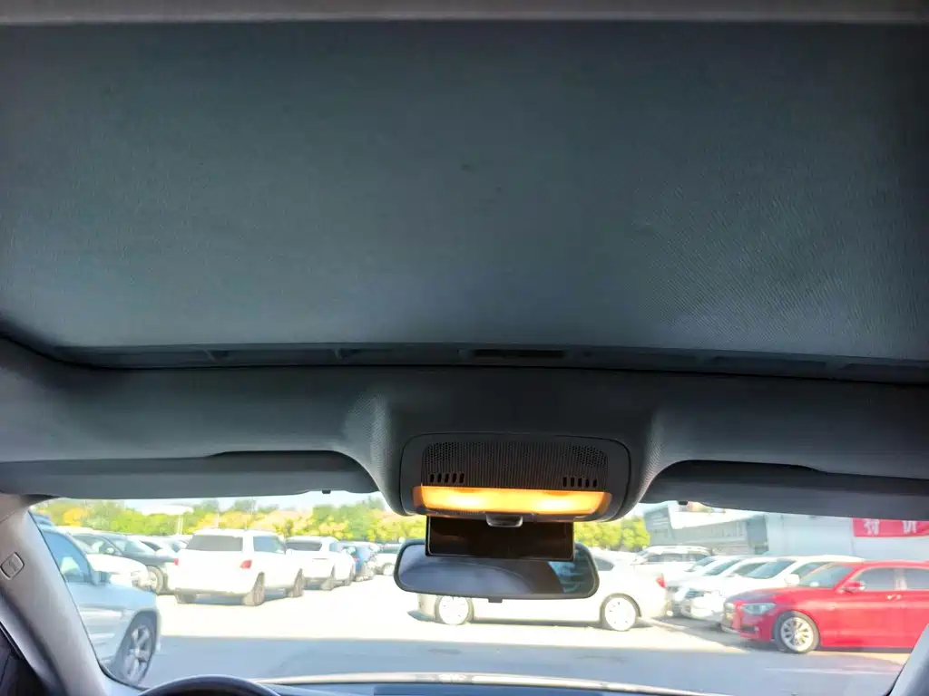 Audi A4L — миниатюра 15