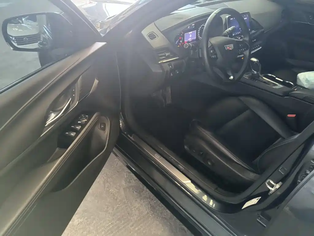 Cadillac CT4 — миниатюра 16