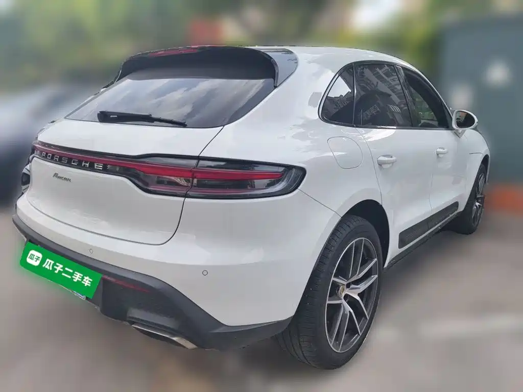 Porsche Macan — миниатюра 6