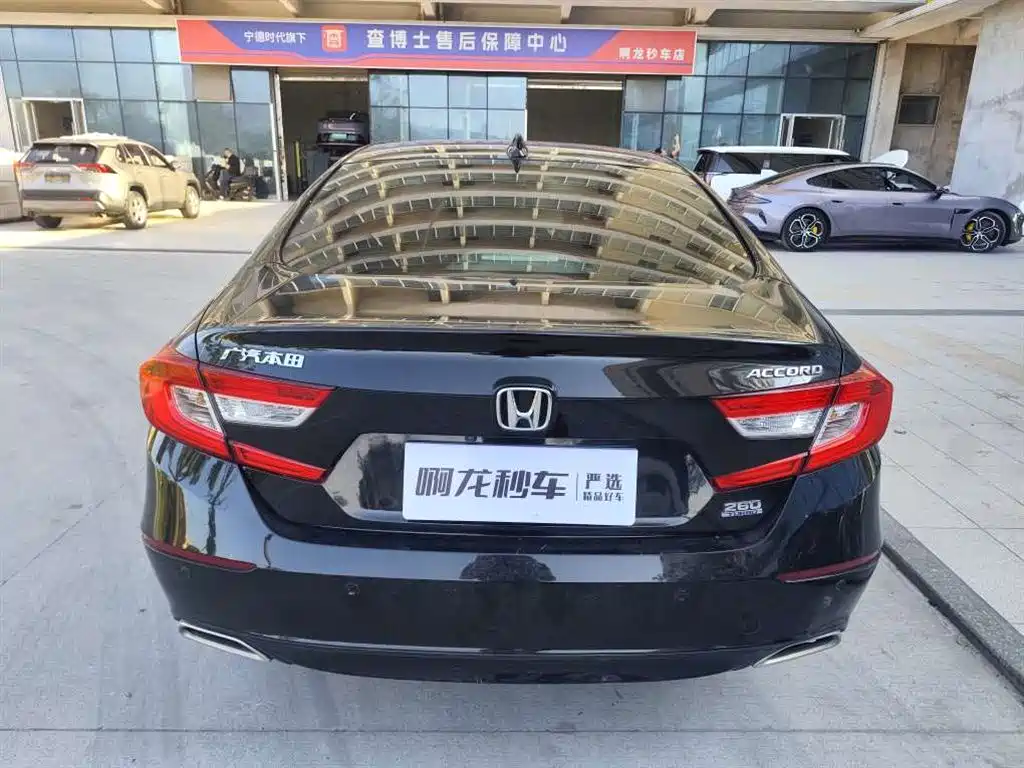 Honda Accord — миниатюра 8