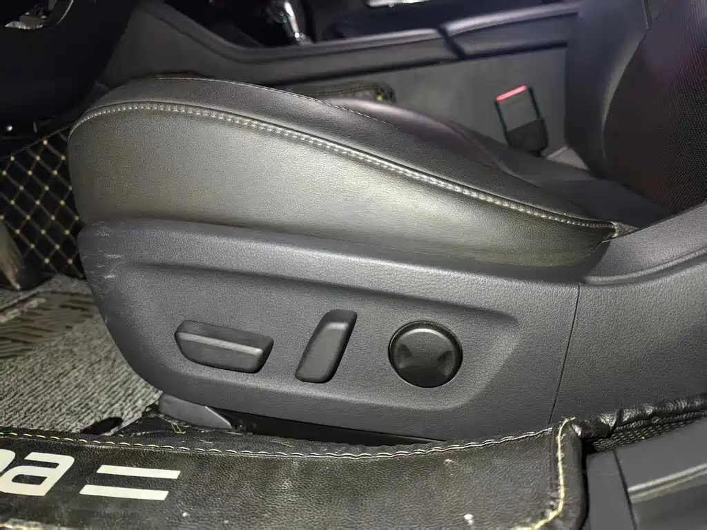 Mazda 3 Axela — миниатюра 8