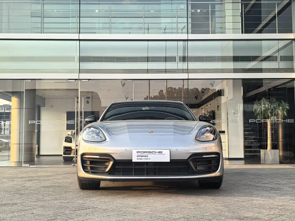 Porsche Panamera — миниатюра 2