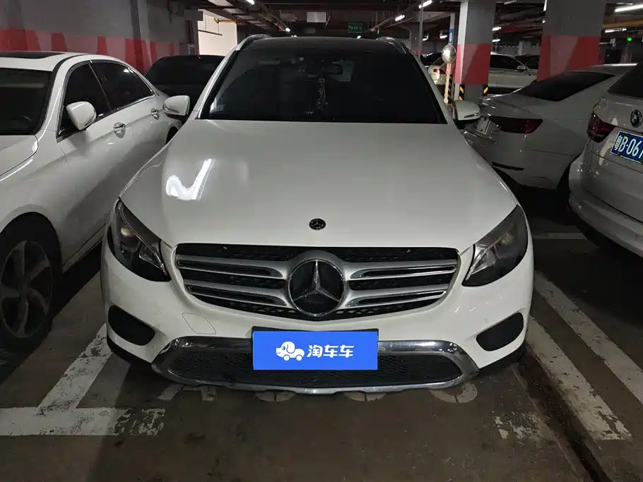 MERCEDES-BENZ GLC