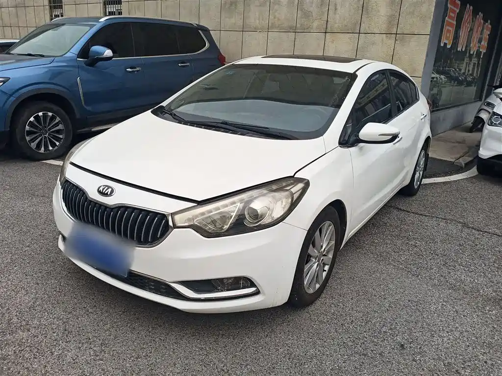 Kia K3 2015 1.6L AT GLS