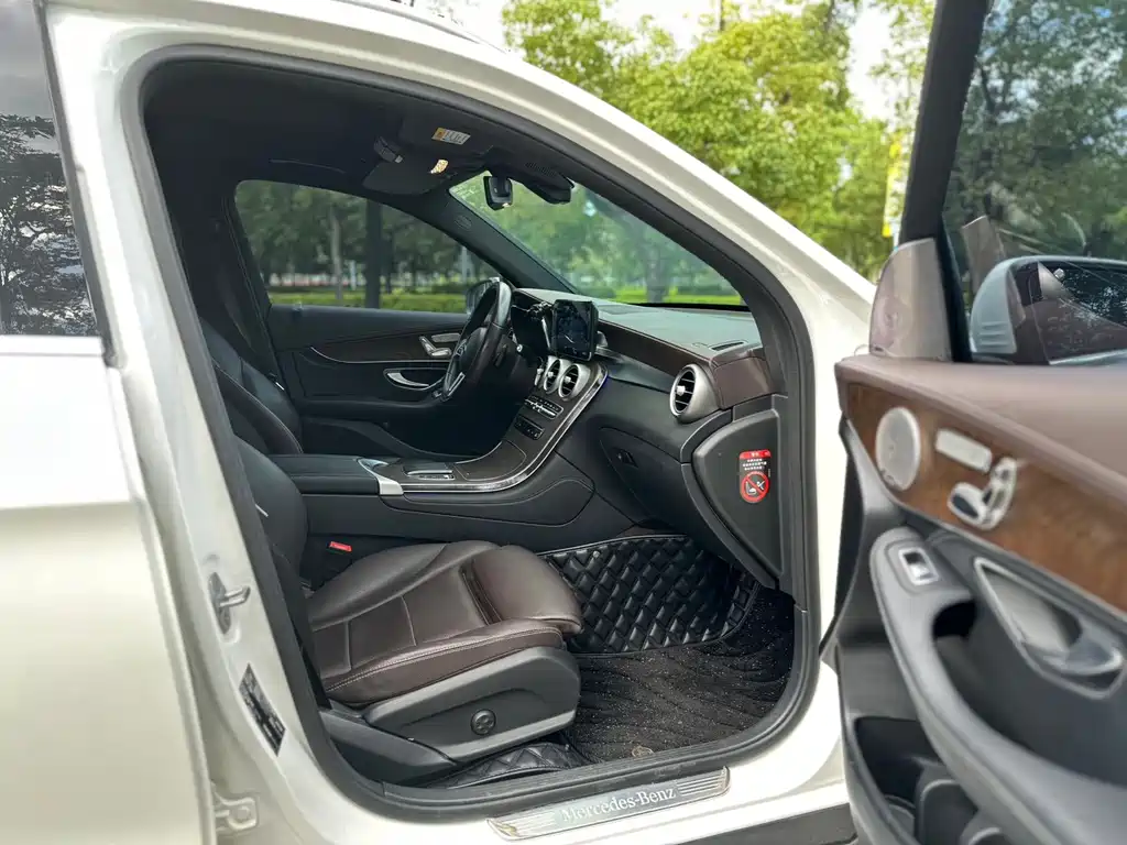 Mercedes-Benz GLC — миниатюра 9