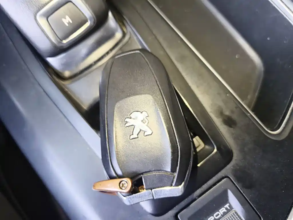 Peugeot 5008 — миниатюра 9