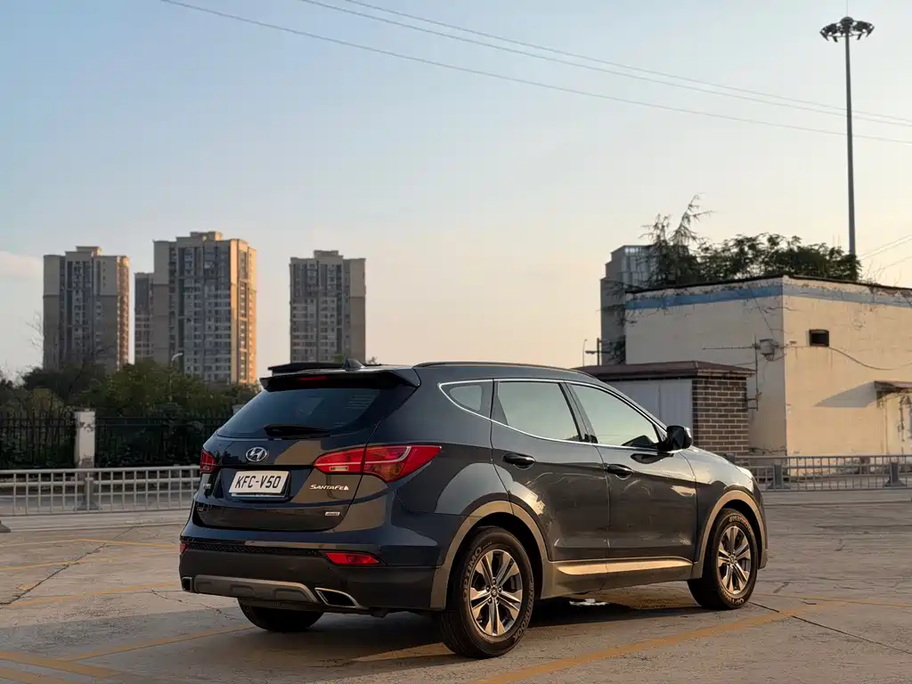 Hyundai Santa Fe — миниатюра 21