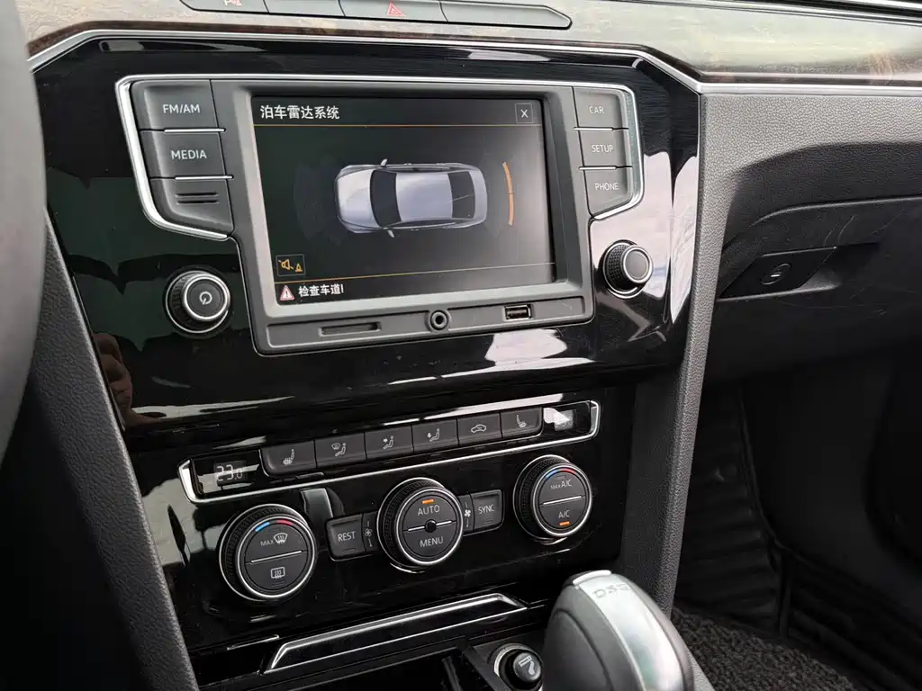 Volkswagen Magotan — миниатюра 13