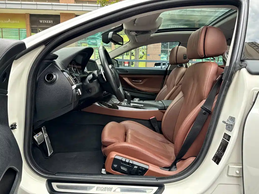 BMW 6 Series — миниатюра 24