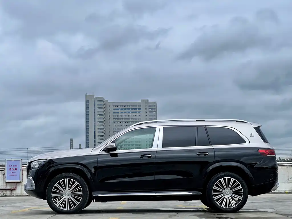 Mercedes-Benz GLS — миниатюра 16