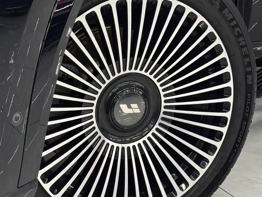 Li Auto Li L9 — миниатюра 3