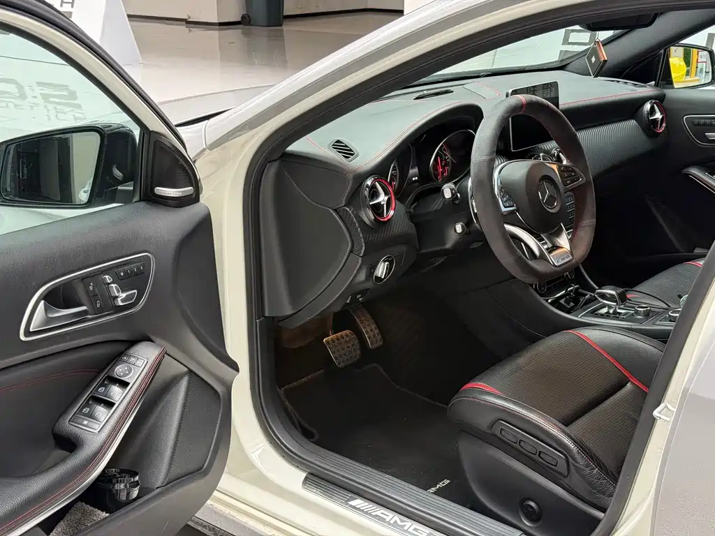 MERCEDES-BENZ A CLASS AMG