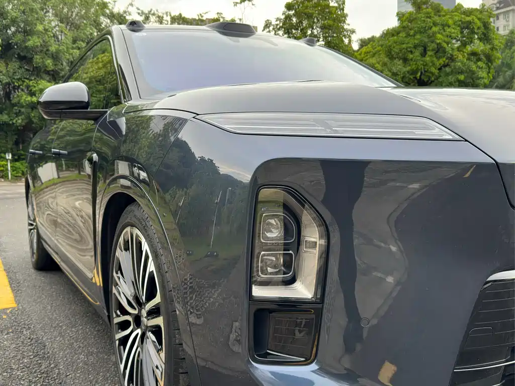 NIO ES8 — миниатюра 22