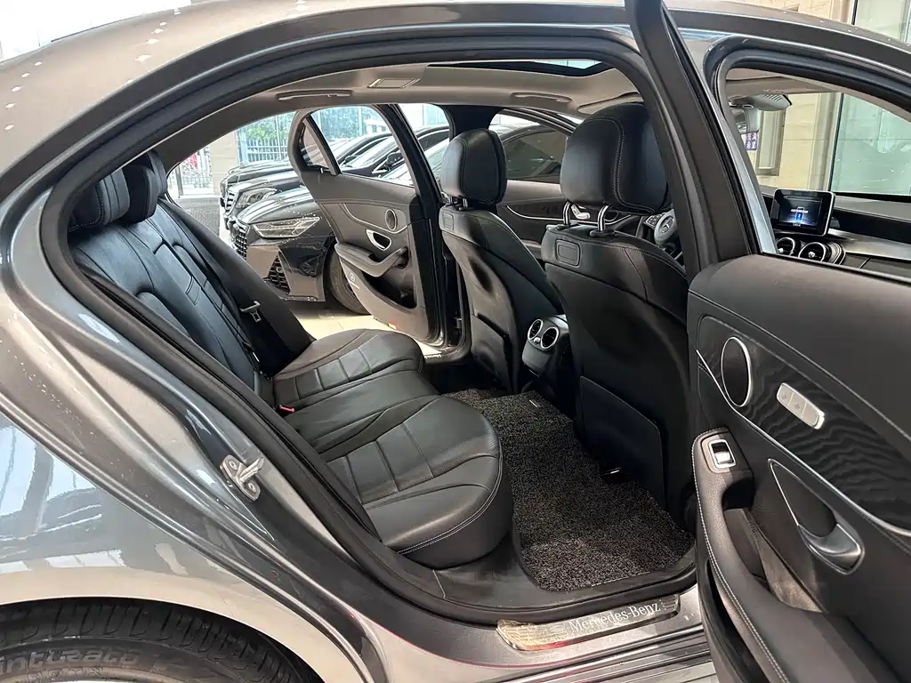 MERCEDES-BENZ C CLASS