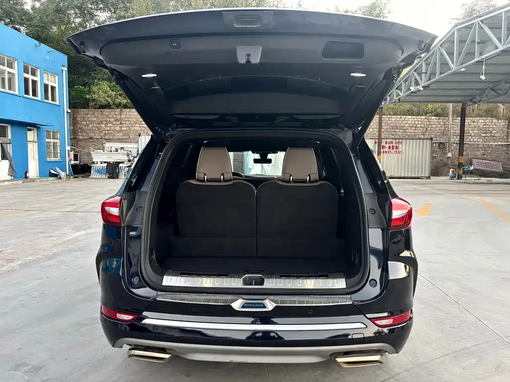 Buick Enclave — миниатюра 15