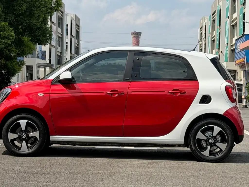 smart Smart Forfour — миниатюра 8