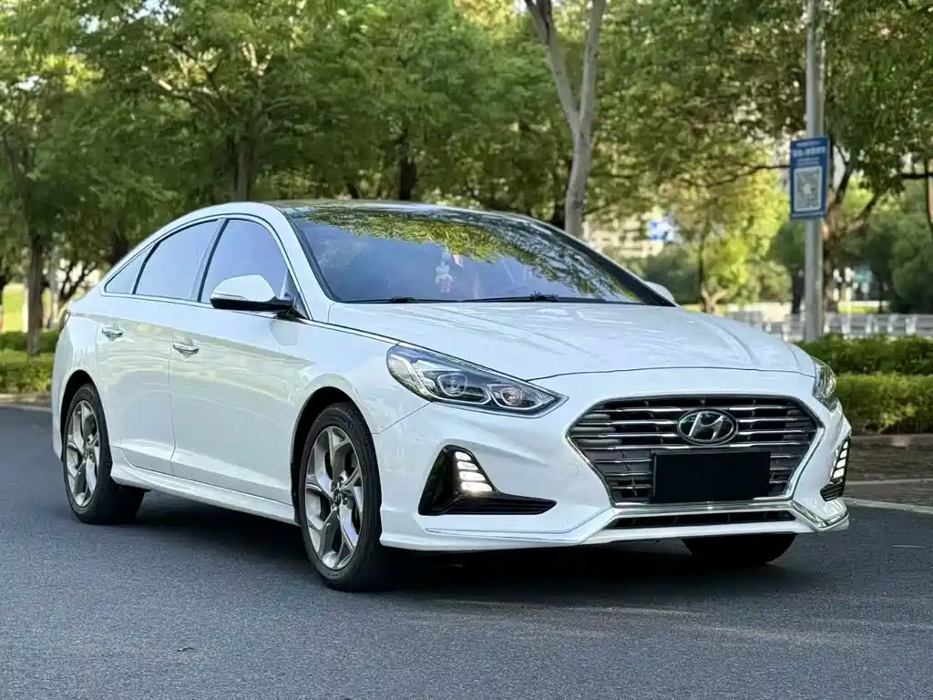 Hyundai Sonata — миниатюра 3