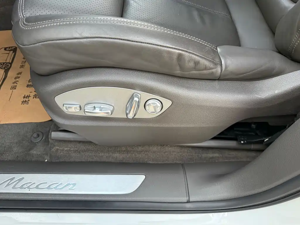 Porsche Macan — миниатюра 20