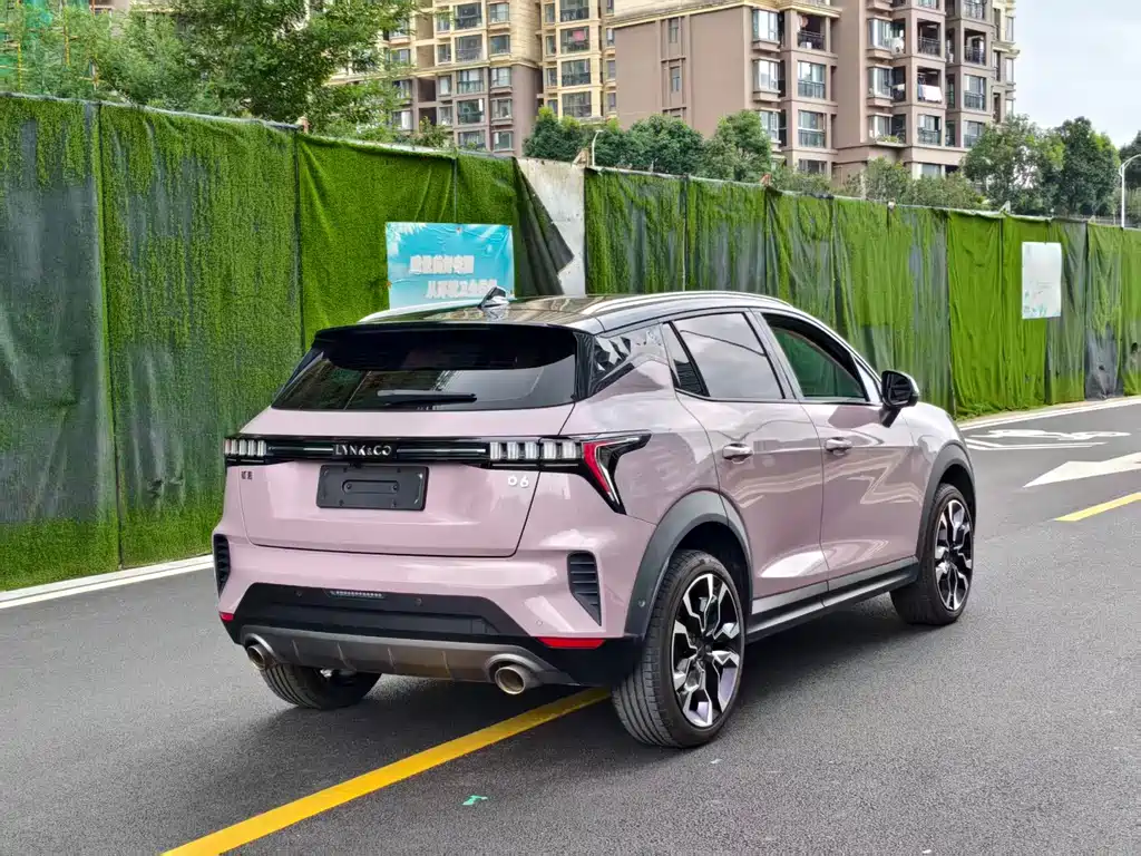 Lynk & Co 06 1.5T Shero Pink Special Edition, фото 11