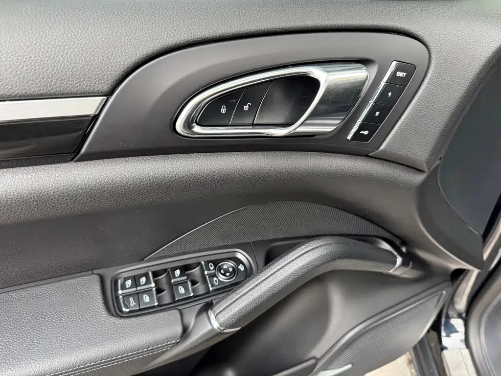 Porsche Cayenne 2016 Cayenne 3.0T