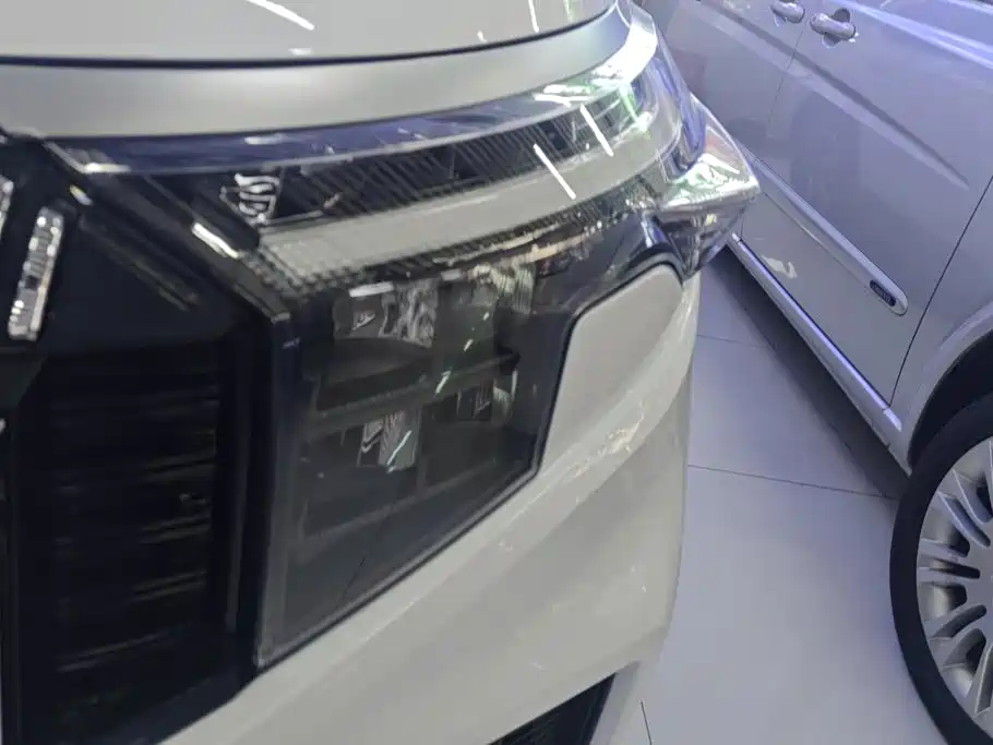 Kia Sportage — миниатюра 5