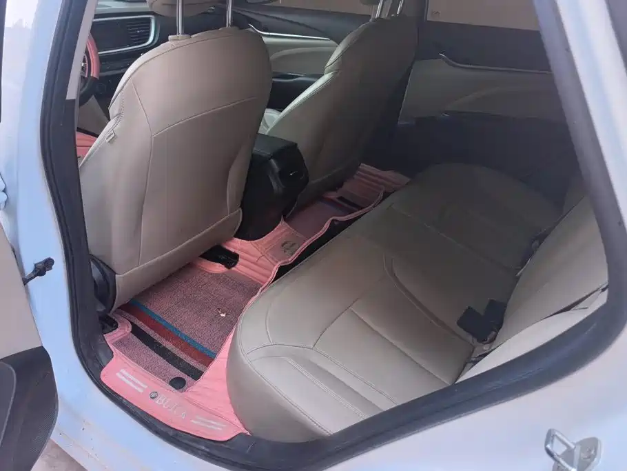 Buick Excelle — миниатюра 11