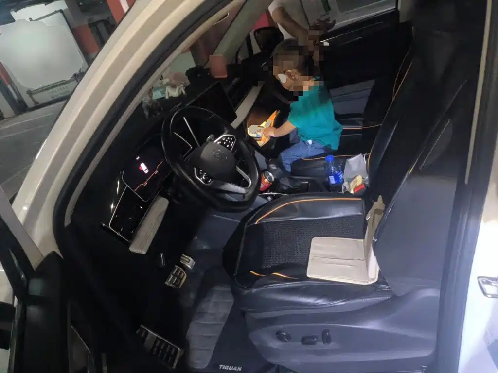 Volkswagen Tiguan L — миниатюра 8