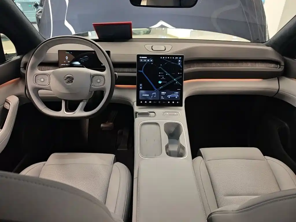NIO ES6 — миниатюра 10