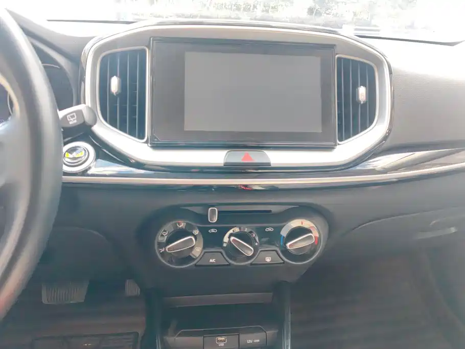Kia KX1 — миниатюра 13
