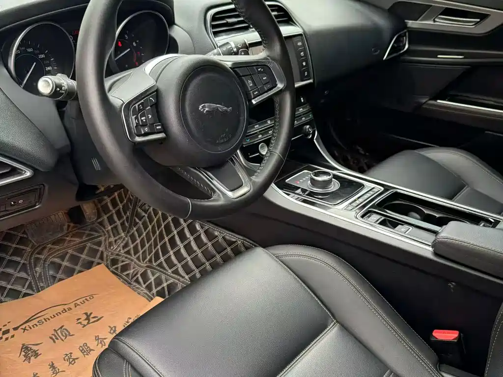 Jaguar XEL — миниатюра 6