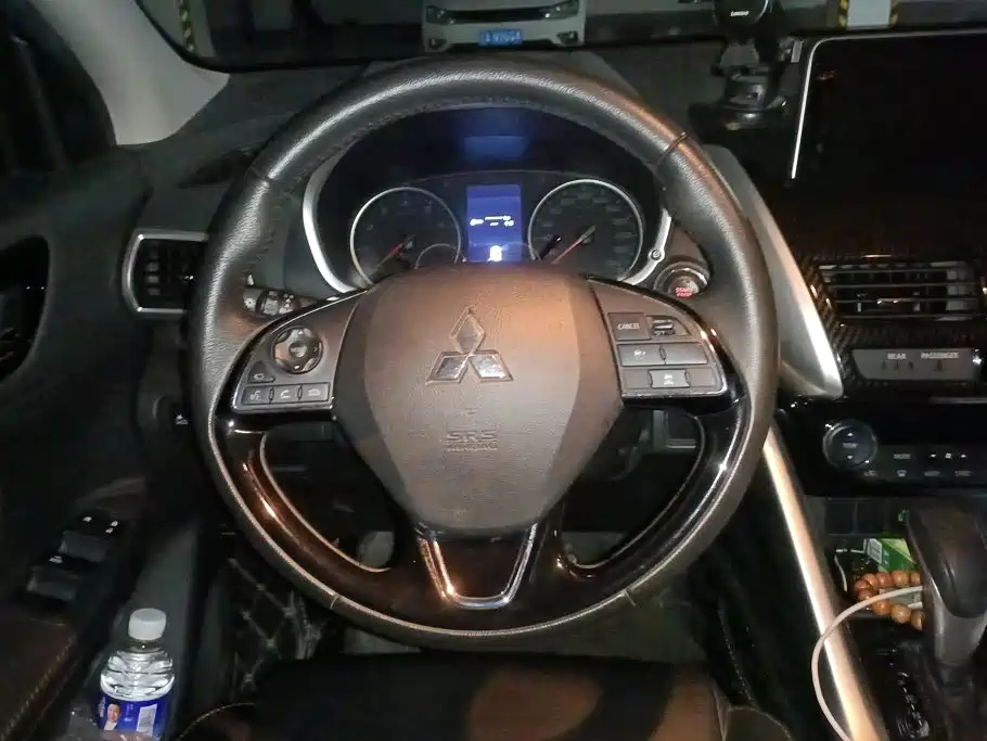 Mitsubishi Eclipse Cross — миниатюра 15