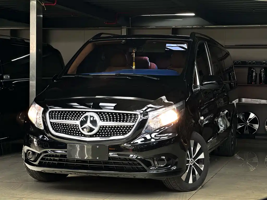 Mercedes-Benz Vito 2024
