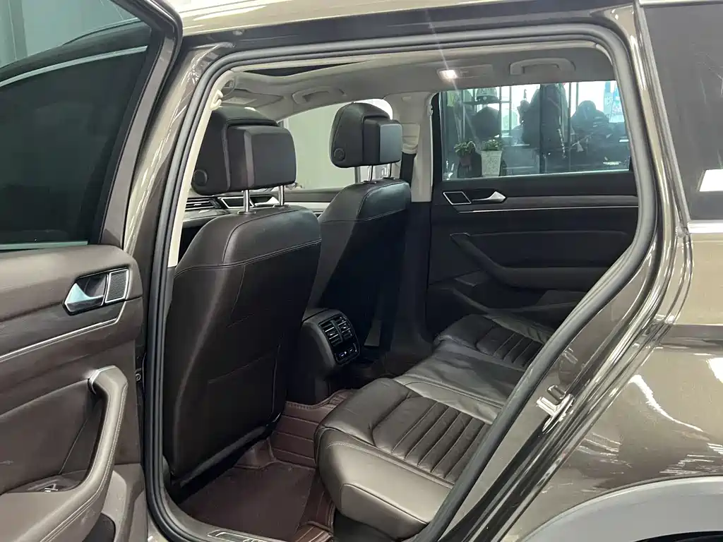 Volkswagen Passat Variant 2016 380TSI