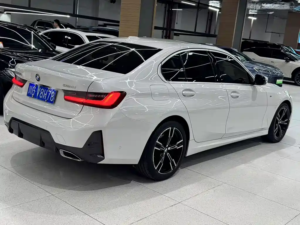 BMW 3 Series — миниатюра 4
