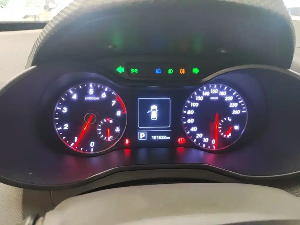 Hyundai Veloster — миниатюра 12