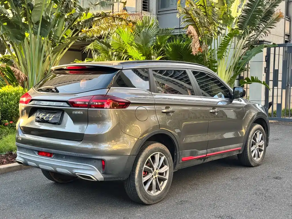 Geely Boyue — миниатюра 7