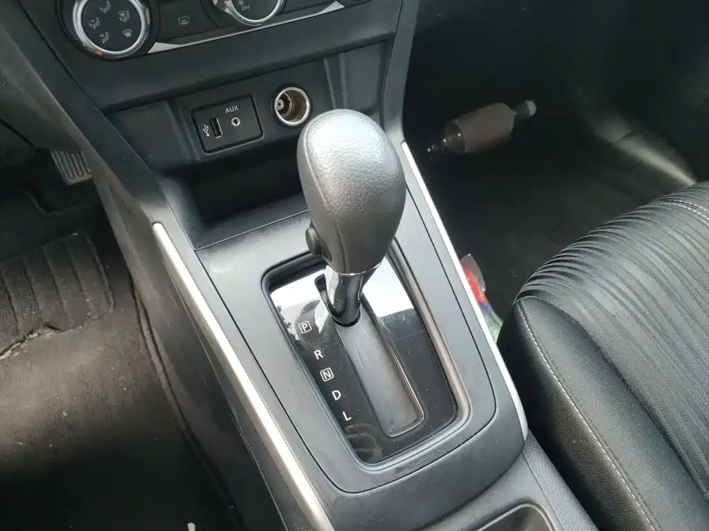 Nissan Sylphy — миниатюра 7