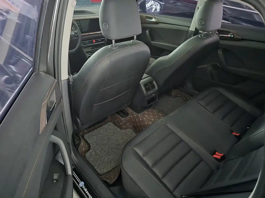 Volkswagen Tharu — миниатюра 6