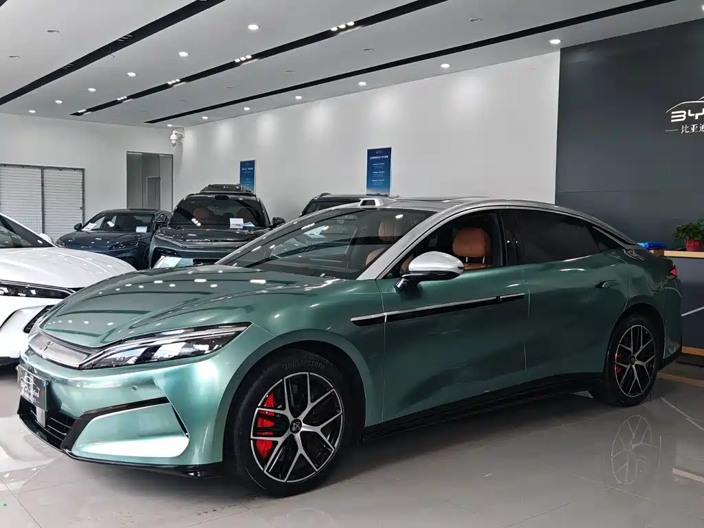 2025 BYD Han - zdjęcie 1 z 15