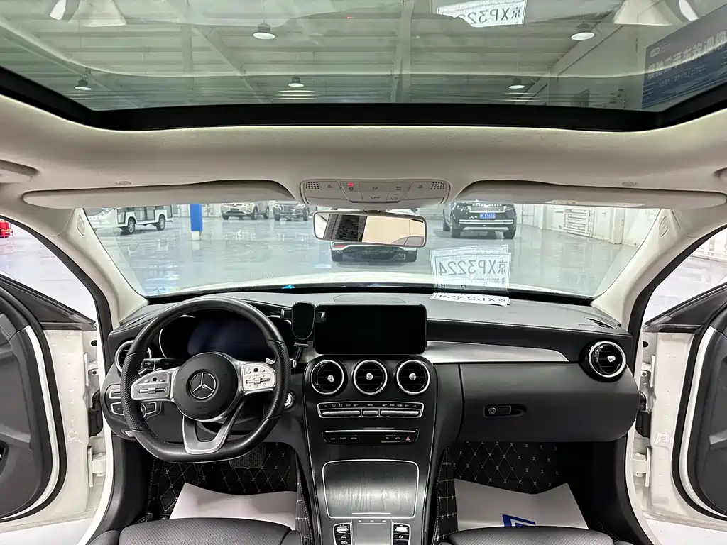 MERCEDES-BENZ C CLASS