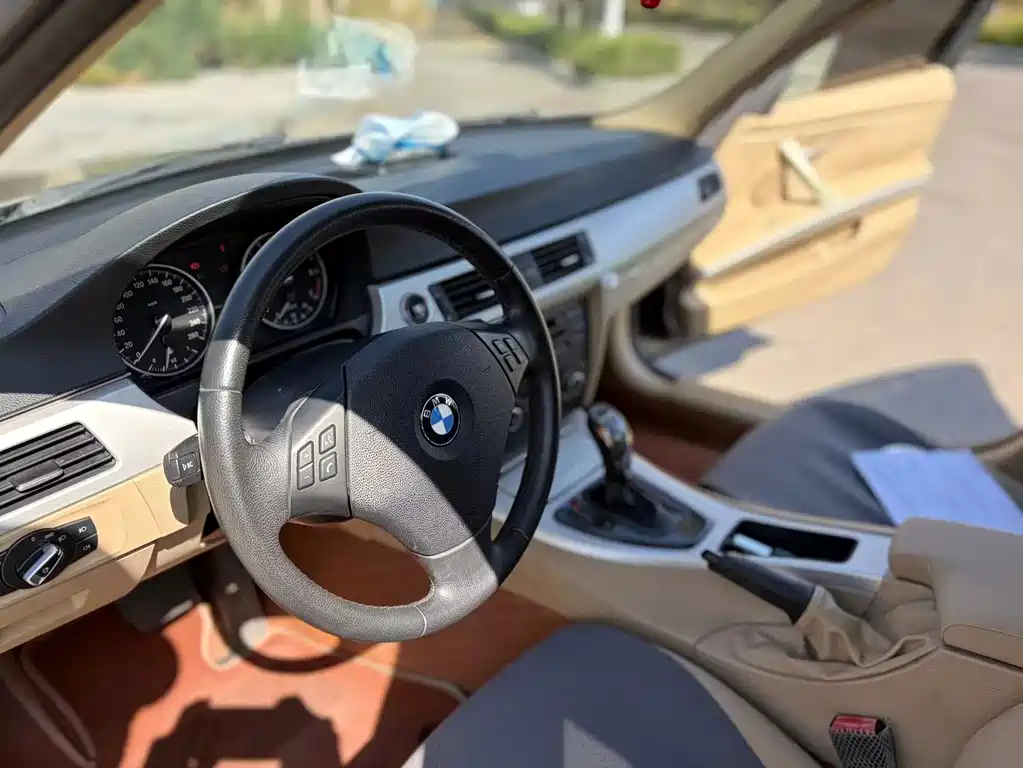BMW 3 Series — миниатюра 13