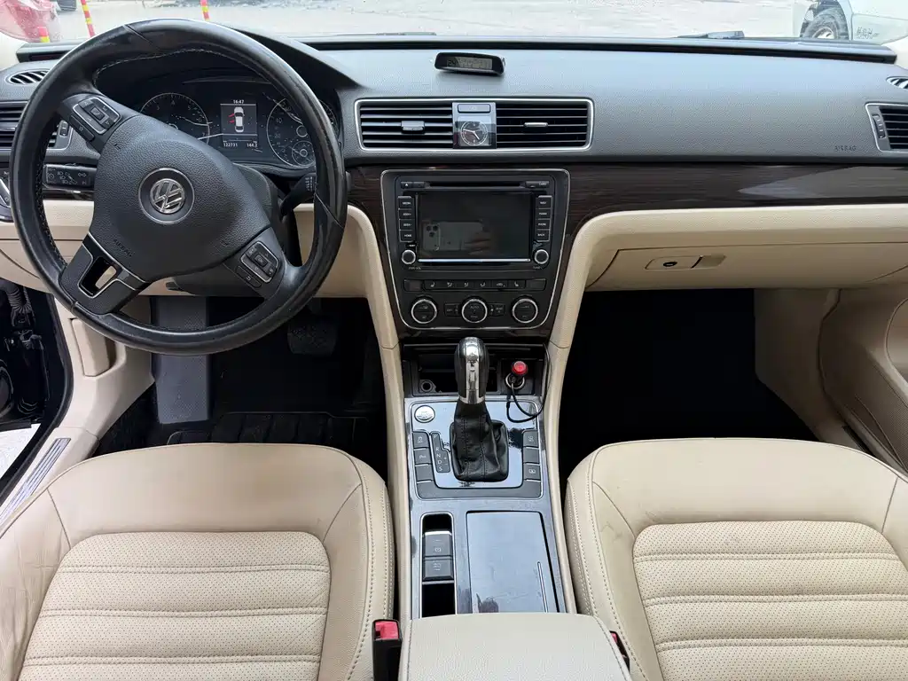 Volkswagen Passat 2014 1.8TSI DSG