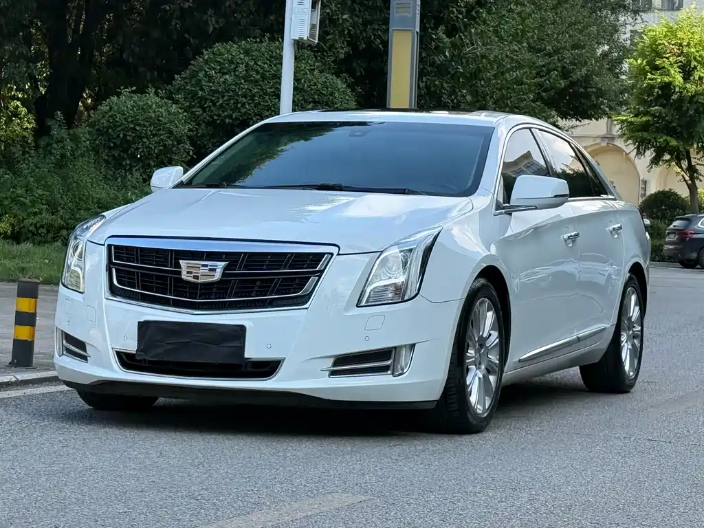 Cadillac XTS — миниатюра 2