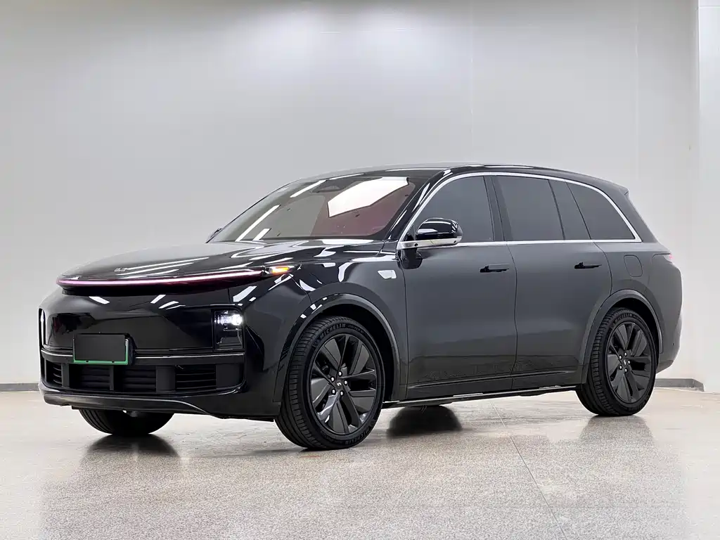 Li Auto Li L8 2025